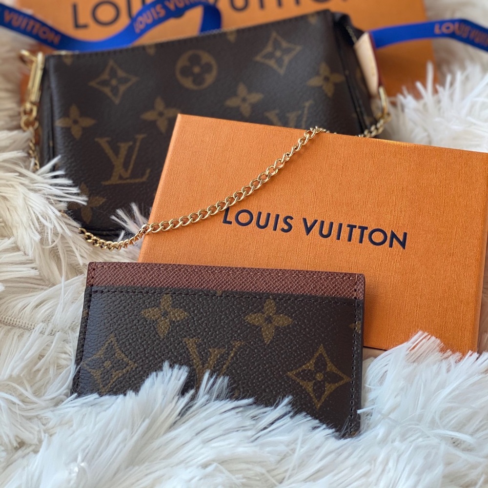 Louis Vuitton Card Holder ❌ SOLD ❌